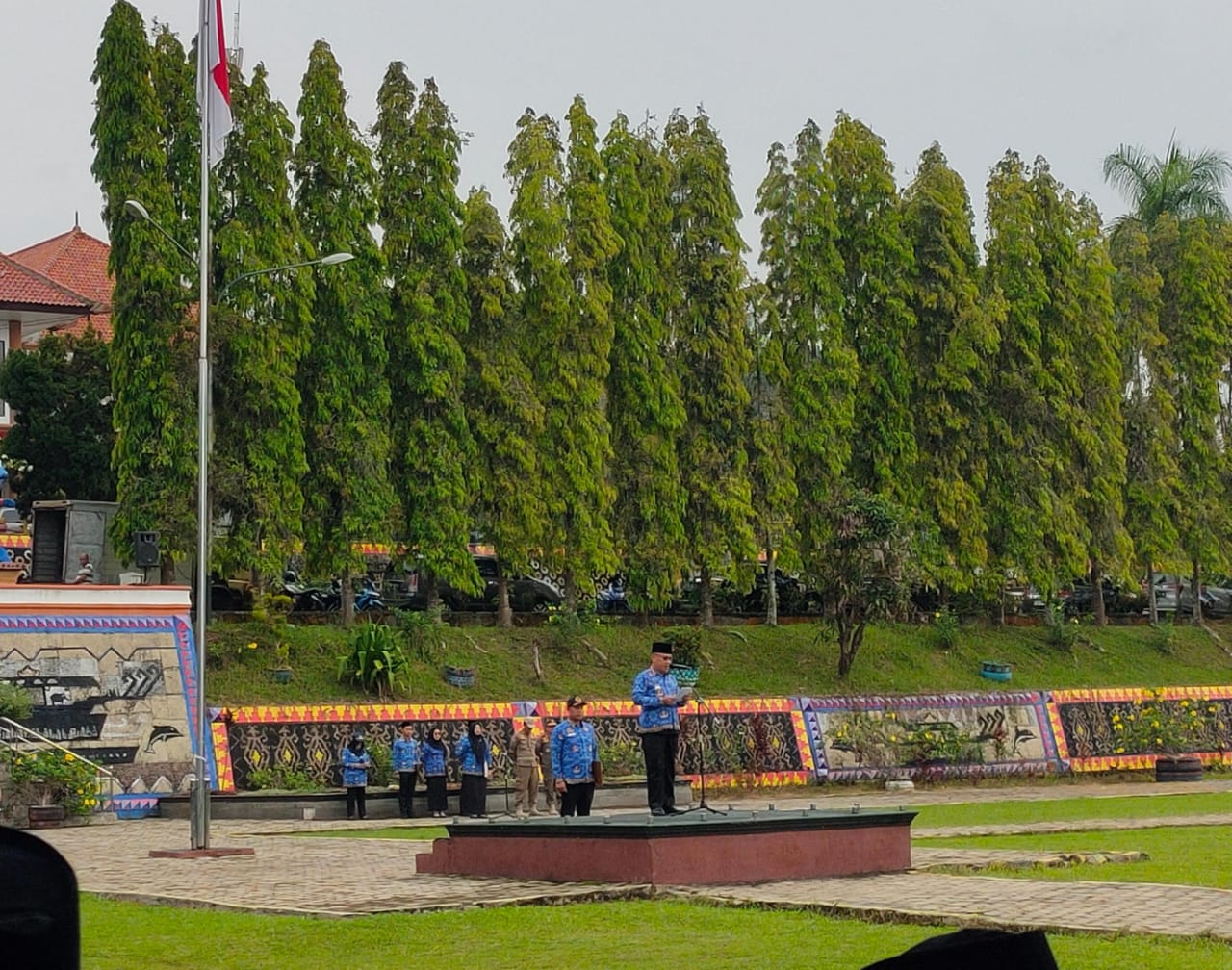Upacara HUT KORPRI Ke- 52, Berlangsung di Lapangan Pemerintah Kabupaten Tanggamus