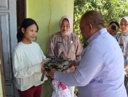 BKKBN Lampung Distribusikan Makanan Bergizi Gratis (MBG) di Desa Hanura